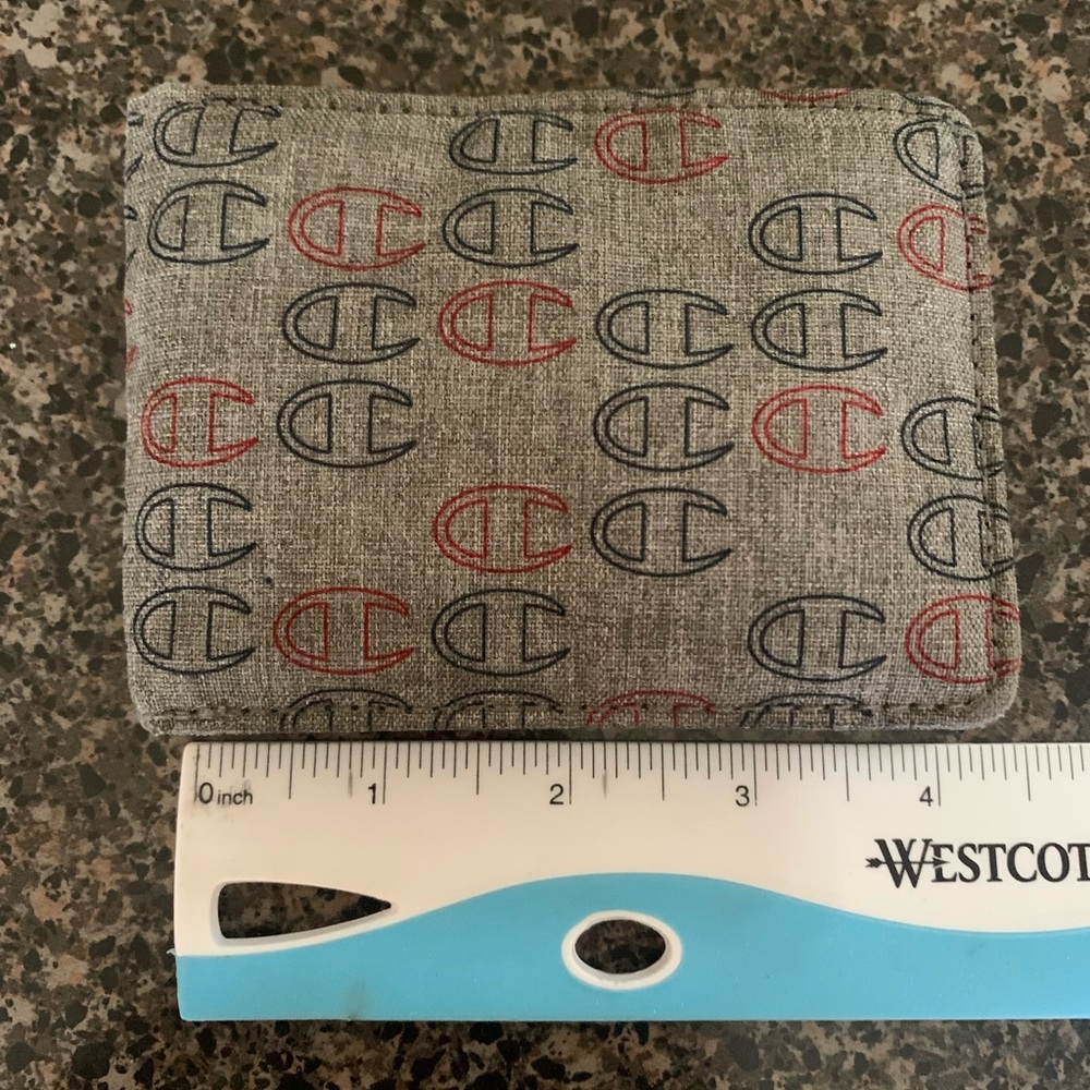 Men’s Champion Wallet - Picture 2 of 7